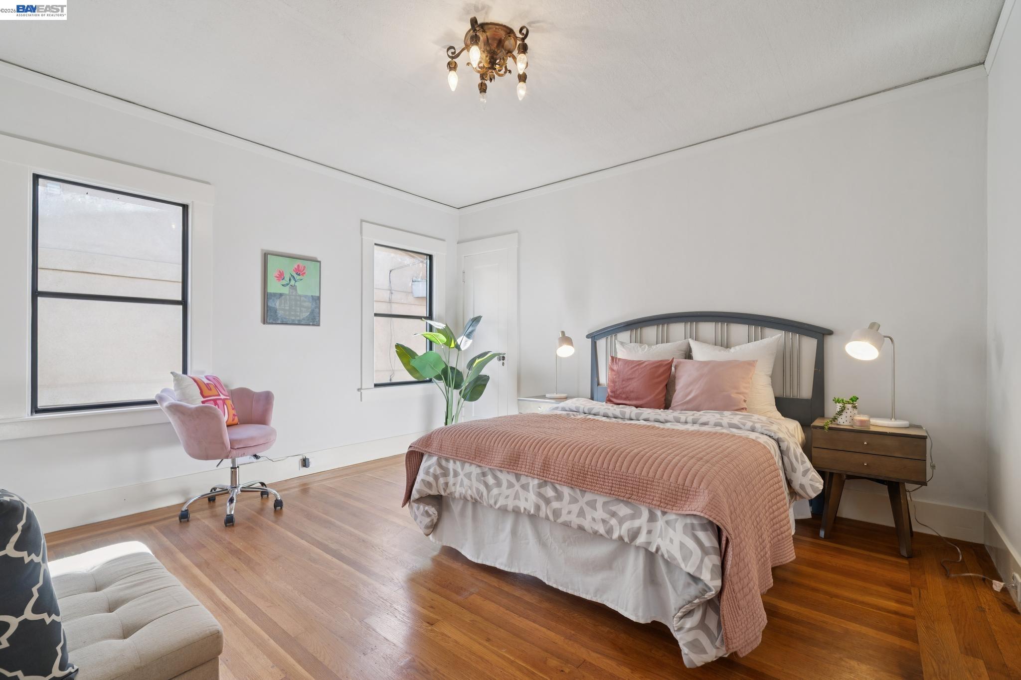 Detail Gallery Image 22 of 32 For 1718 High St, Alameda,  CA 94501 - 3 Beds | 1/1 Baths