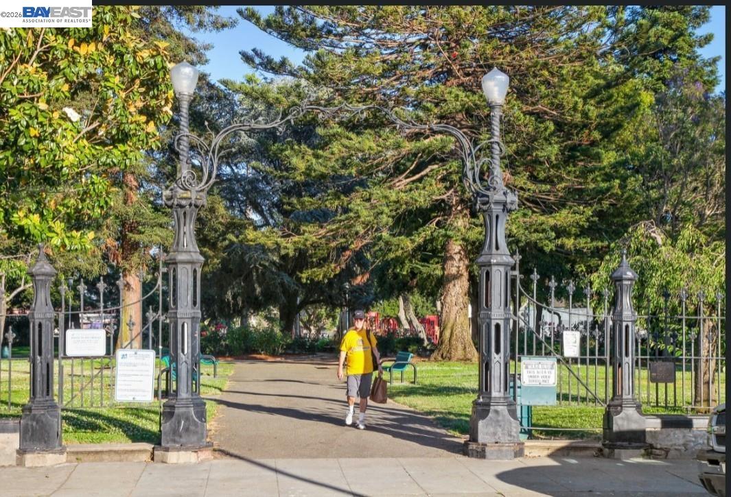 Detail Gallery Image 32 of 32 For 1718 High St, Alameda,  CA 94501 - 3 Beds | 1/1 Baths