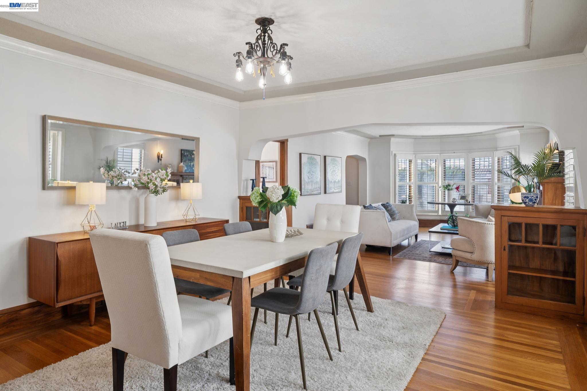 Detail Gallery Image 10 of 32 For 1718 High St, Alameda,  CA 94501 - 3 Beds | 1/1 Baths