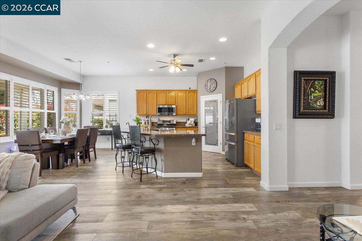 Detail Gallery Image 15 of 49 For 377 St Claire Ter, Brentwood,  CA 94513 - 2 Beds | 2 Baths