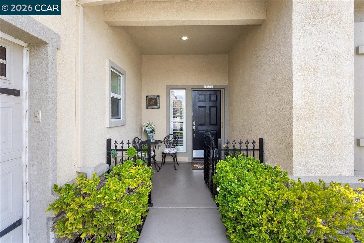 Detail Gallery Image 5 of 49 For 377 St Claire Ter, Brentwood,  CA 94513 - 2 Beds | 2 Baths