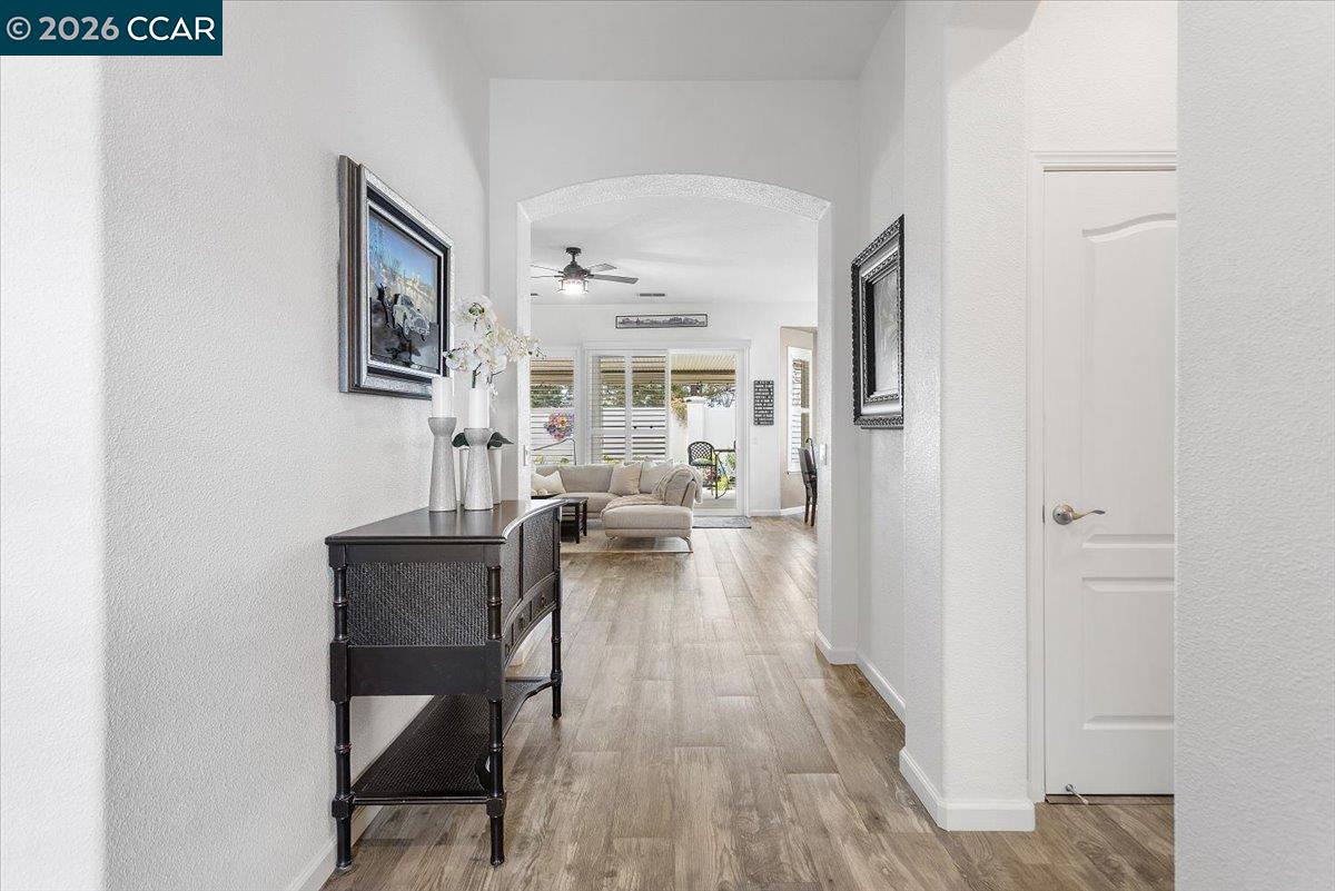 Detail Gallery Image 7 of 49 For 377 St Claire Ter, Brentwood,  CA 94513 - 2 Beds | 2 Baths