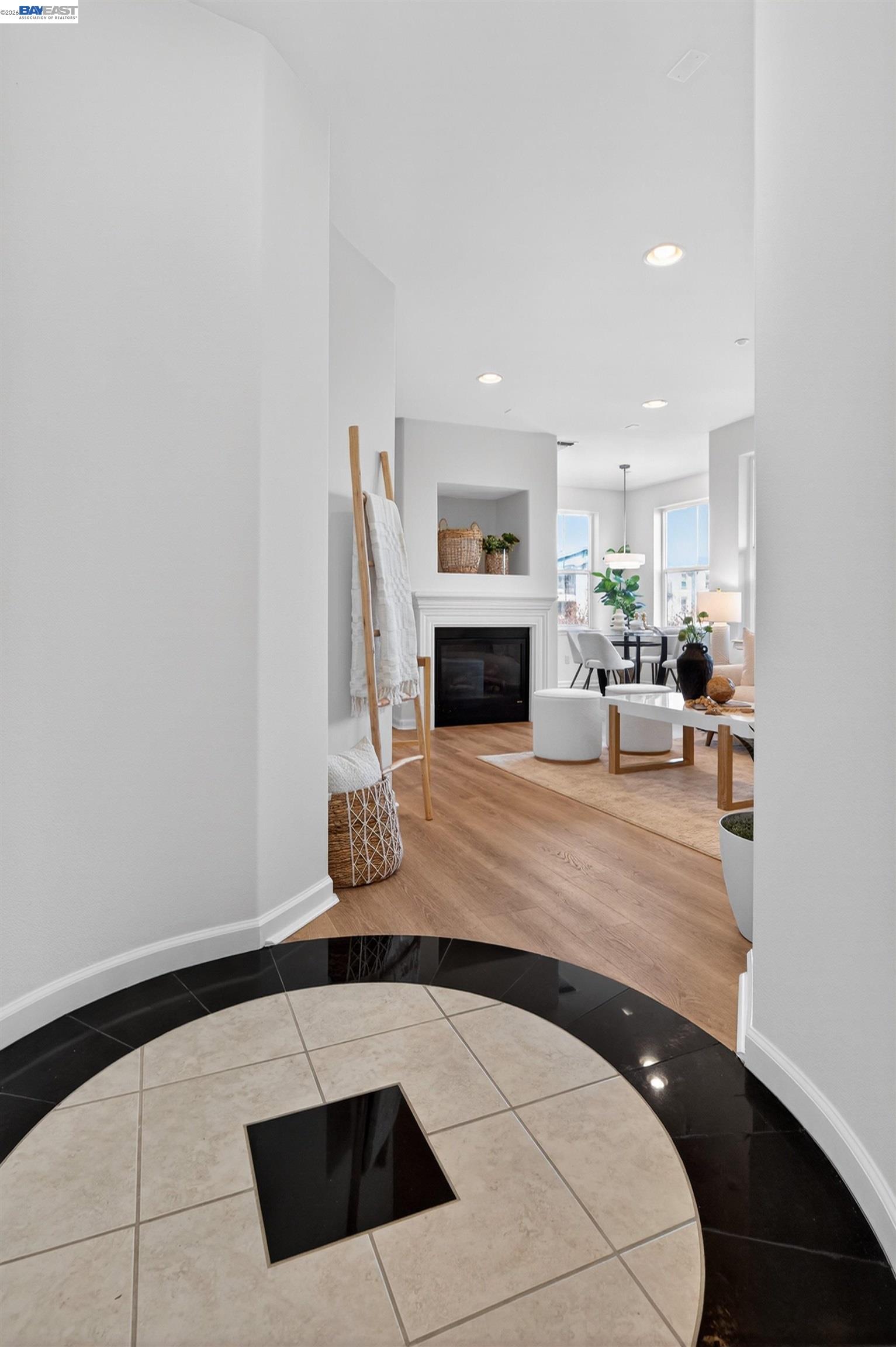 Photo #5: 41127146 Listing: Photo #5