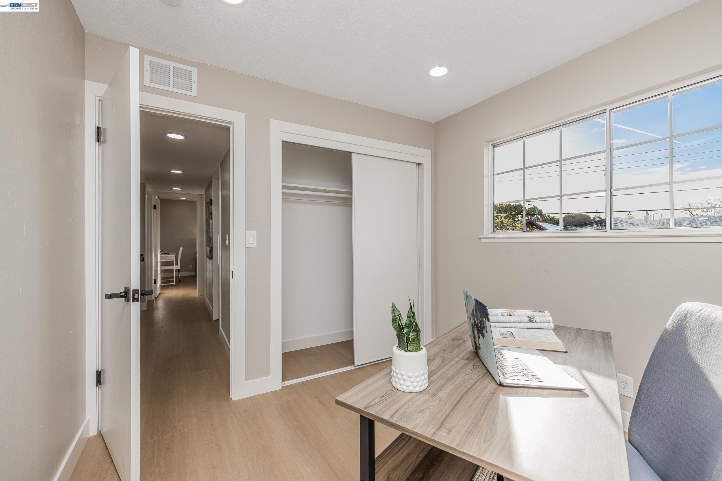 Detail Gallery Image 27 of 40 For 1394 Glacier Dr, Milpitas,  CA 95035 - 5 Beds | 2/1 Baths