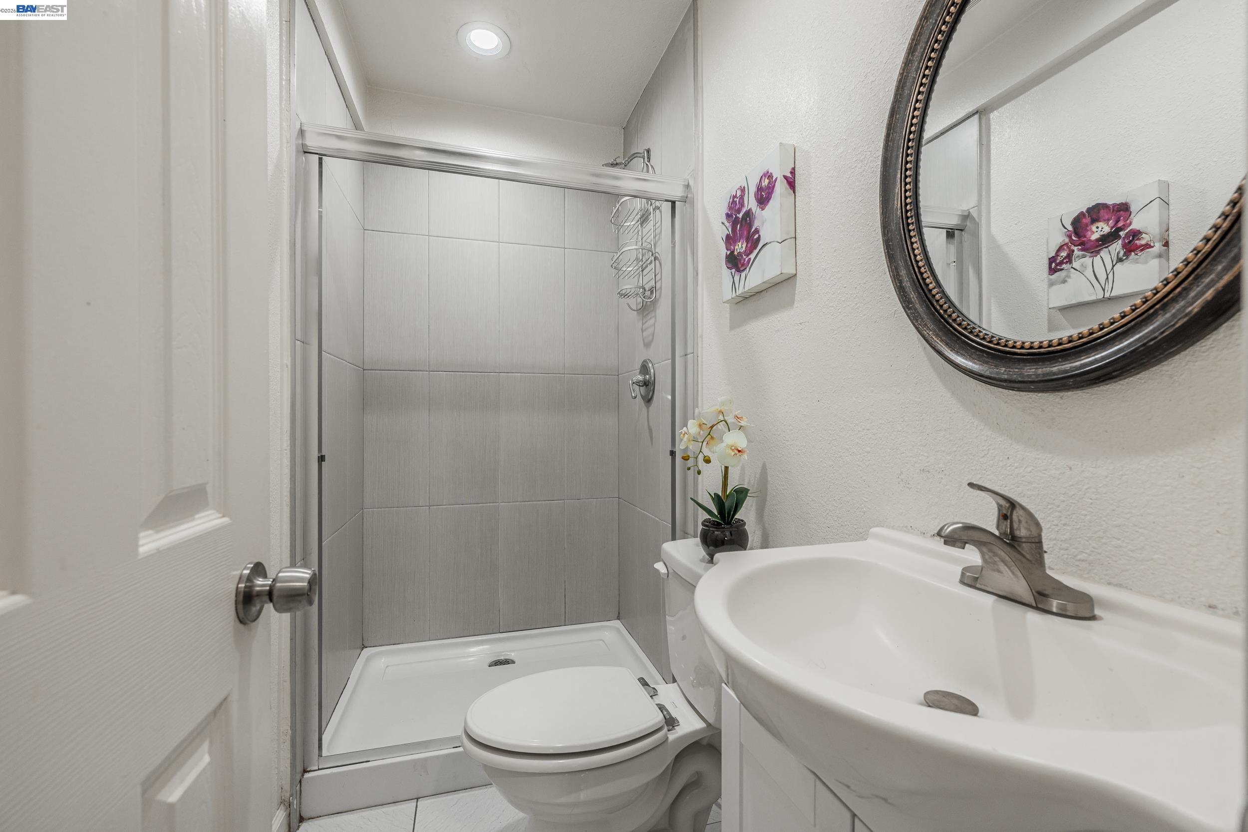 Detail Gallery Image 31 of 40 For 1394 Glacier Dr, Milpitas,  CA 95035 - 5 Beds | 2/1 Baths