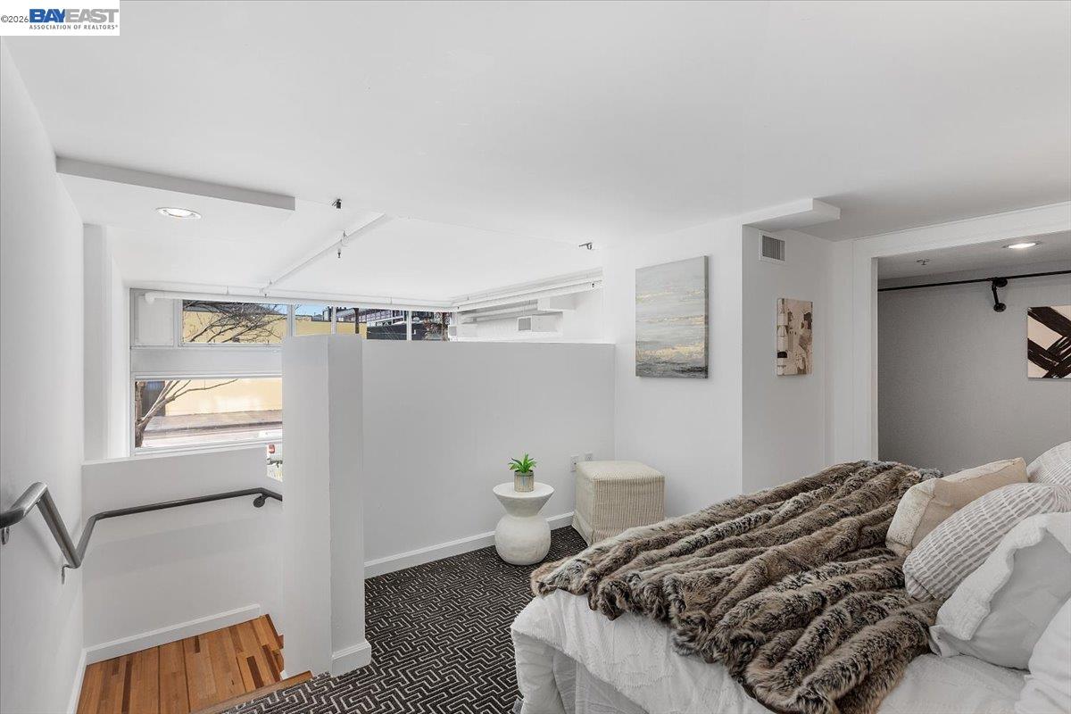 Detail Gallery Image 13 of 27 For 226 2nd St #G2,  Oakland,  CA 94607 - 1 Beds | 1 Baths