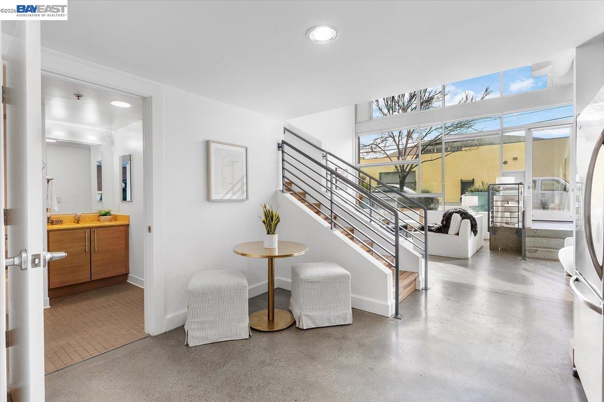 Detail Gallery Image 19 of 27 For 226 2nd St #G2,  Oakland,  CA 94607 - 1 Beds | 1 Baths