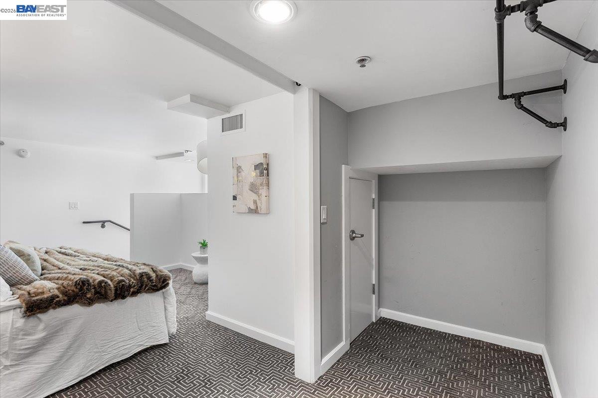 Detail Gallery Image 10 of 27 For 226 2nd St #G2,  Oakland,  CA 94607 - 1 Beds | 1 Baths