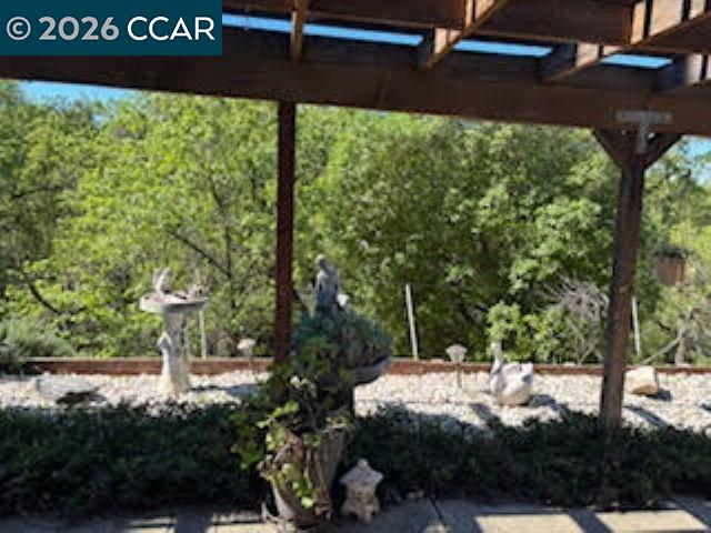 Detail Gallery Image 12 of 24 For 4153 S Royal Links Cir, Antioch,  CA 94509 - 4 Beds | 2 Baths