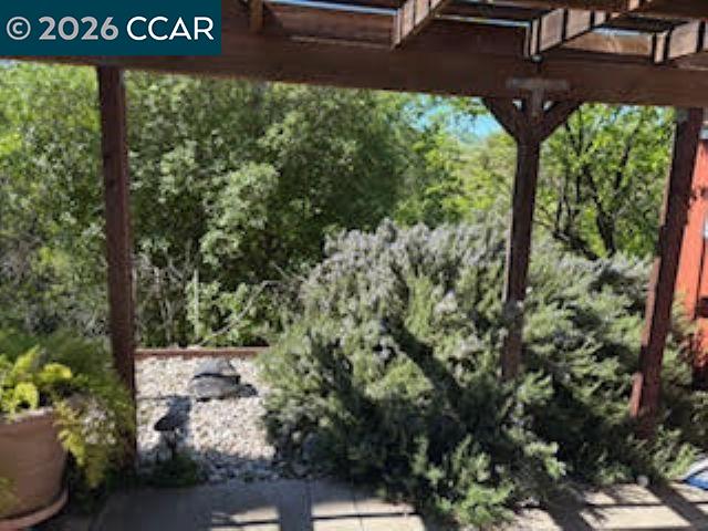 Detail Gallery Image 13 of 24 For 4153 S Royal Links Cir, Antioch,  CA 94509 - 4 Beds | 2 Baths