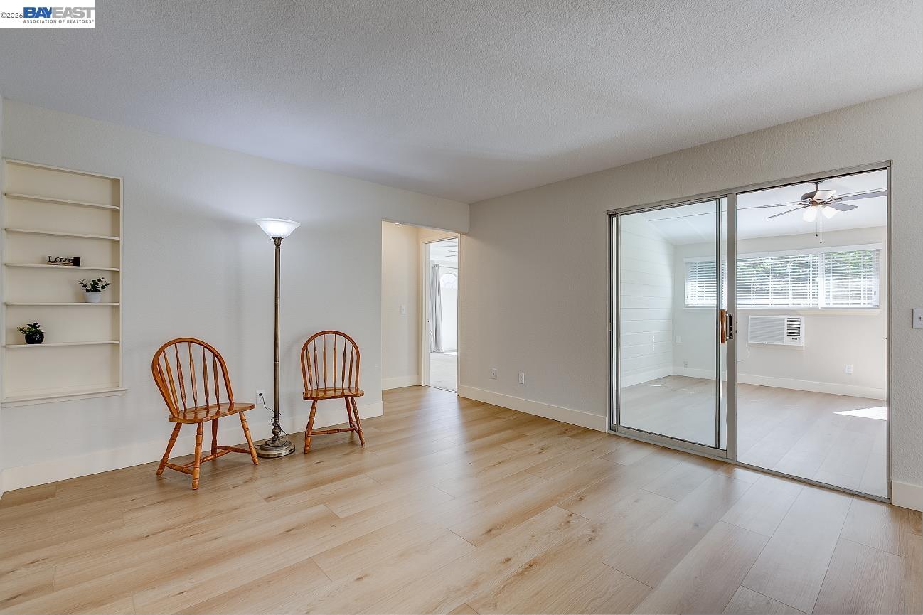 Detail Gallery Image 19 of 49 For 8524 Oak Harbour Ct, Fair Oaks,  CA 95628 - 5 Beds | 4 Baths