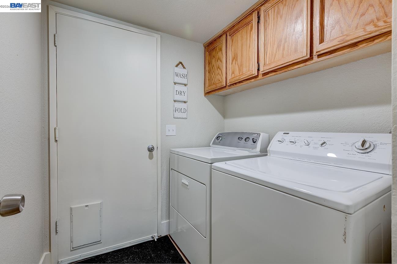 Detail Gallery Image 23 of 49 For 8524 Oak Harbour Ct, Fair Oaks,  CA 95628 - 5 Beds | 4 Baths