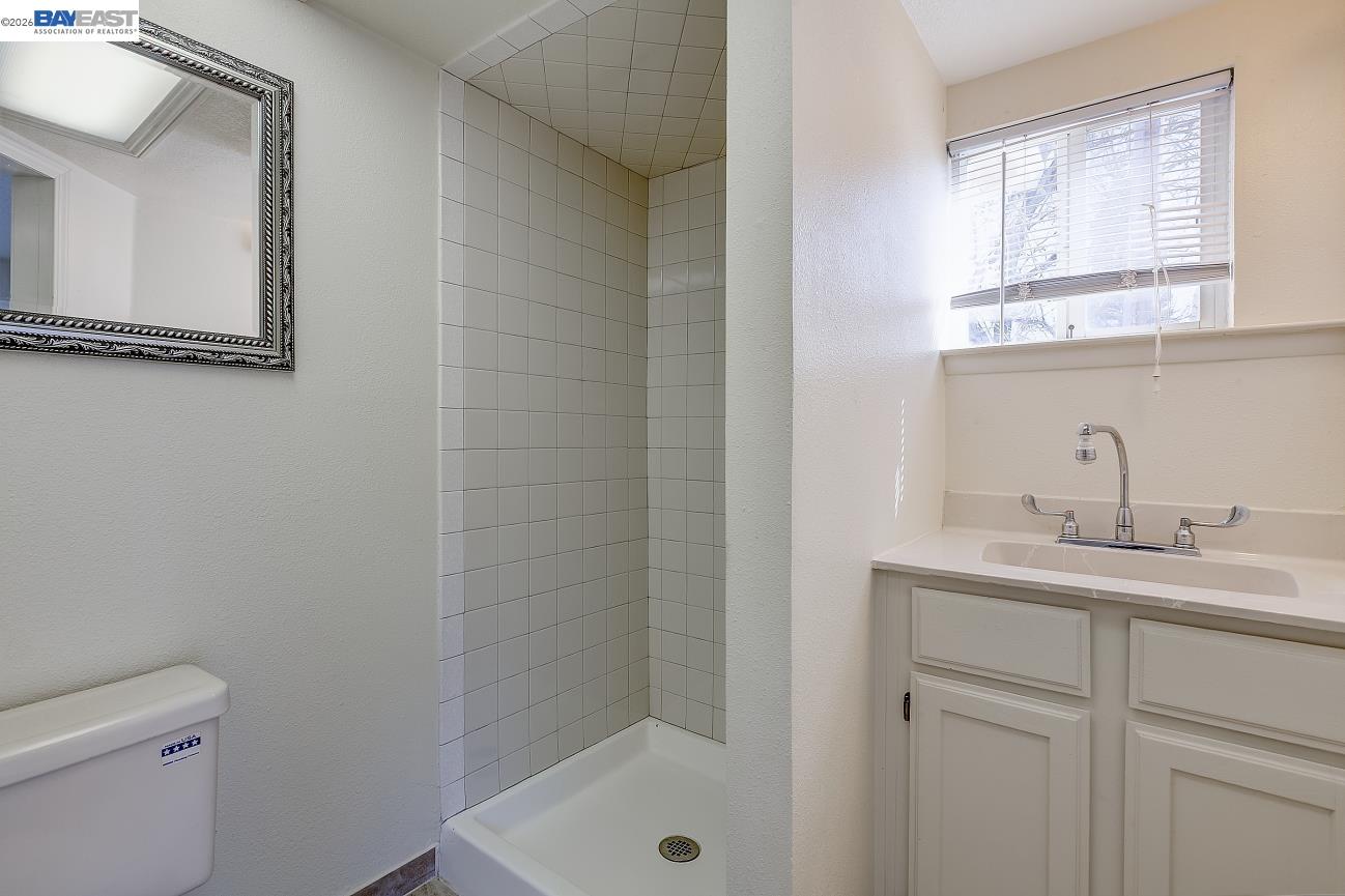 Detail Gallery Image 46 of 49 For 8524 Oak Harbour Ct, Fair Oaks,  CA 95628 - 5 Beds | 4 Baths