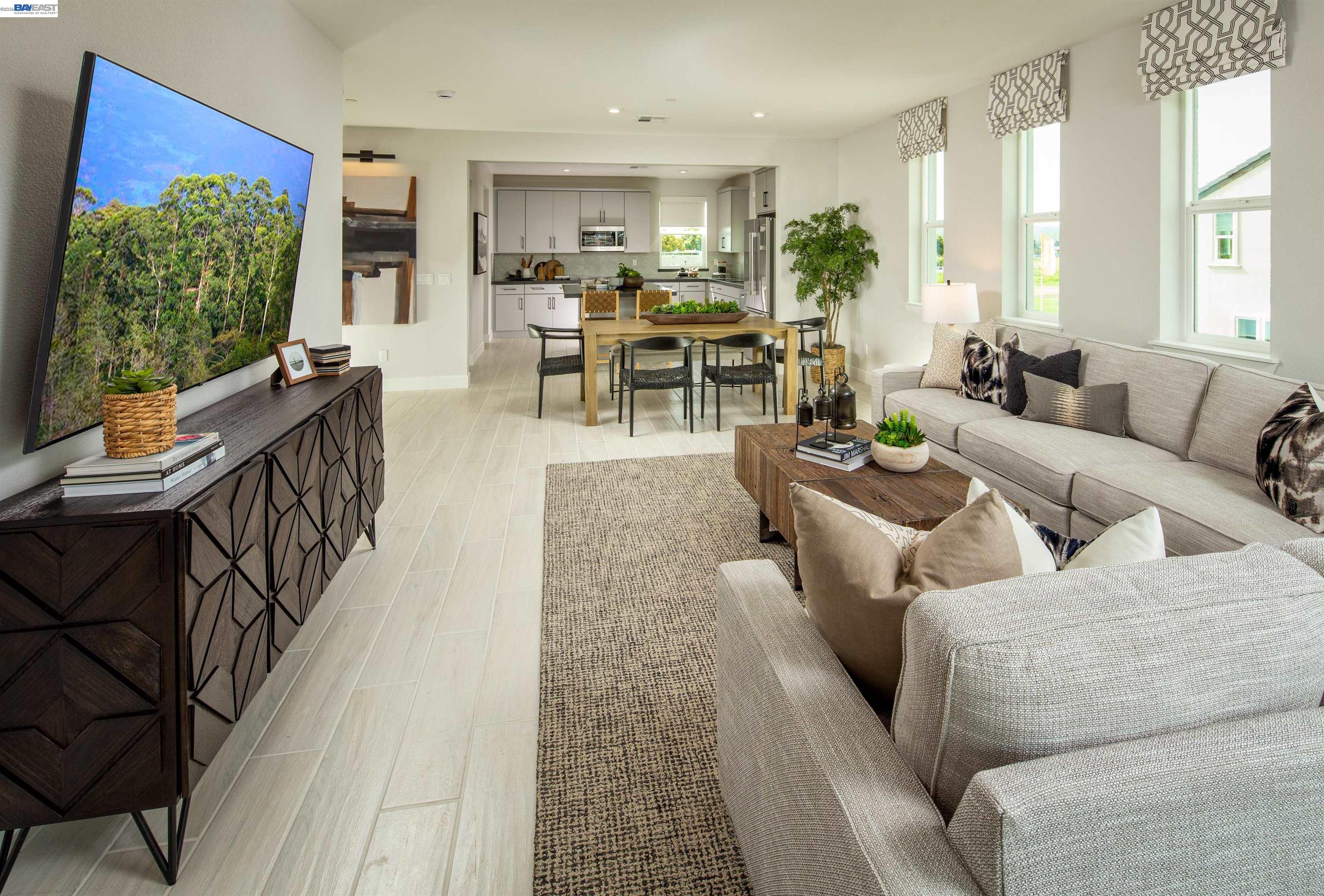 Detail Gallery Image 10 of 15 For 901 More Lane #1301,  Morgan Hill,  CA 95037 - 4 Beds | 3/1 Baths