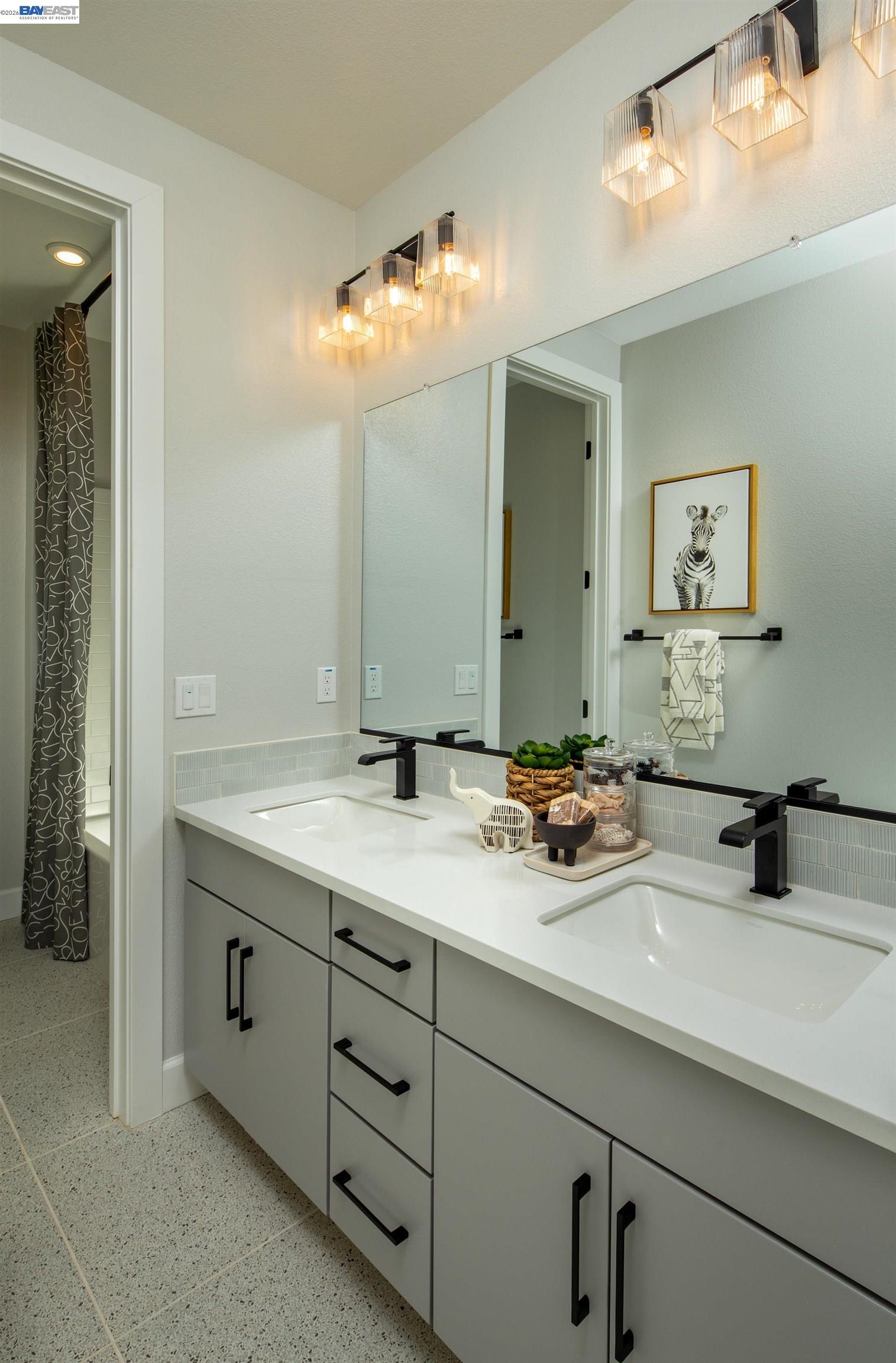 Detail Gallery Image 13 of 15 For 901 More Lane #1301,  Morgan Hill,  CA 95037 - 4 Beds | 3/1 Baths