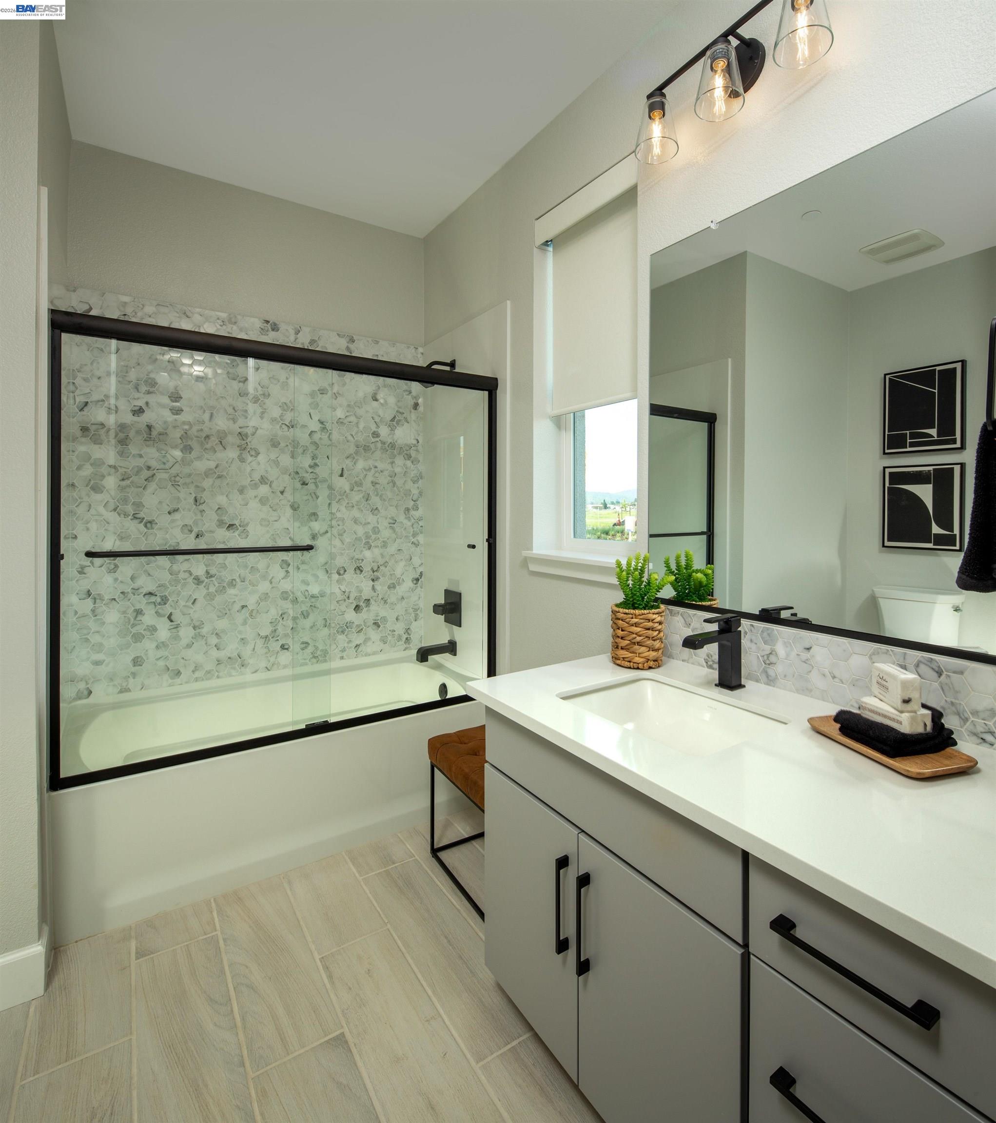 Detail Gallery Image 4 of 15 For 901 More Lane #1301,  Morgan Hill,  CA 95037 - 4 Beds | 3/1 Baths