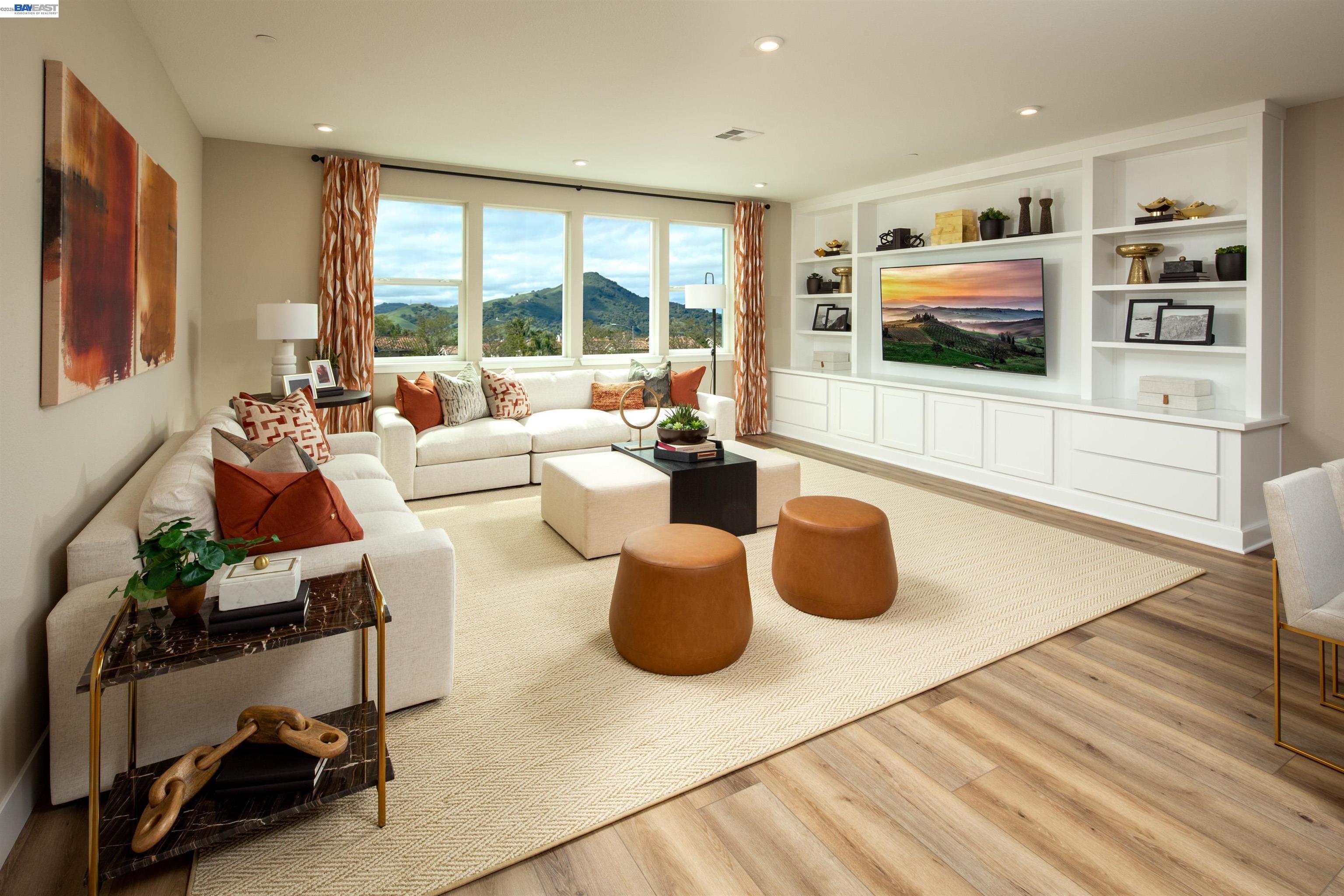 Detail Gallery Image 6 of 13 For 905 More Lane #1302,  Morgan Hill,  CA 95037 - 3 Beds | 3/1 Baths