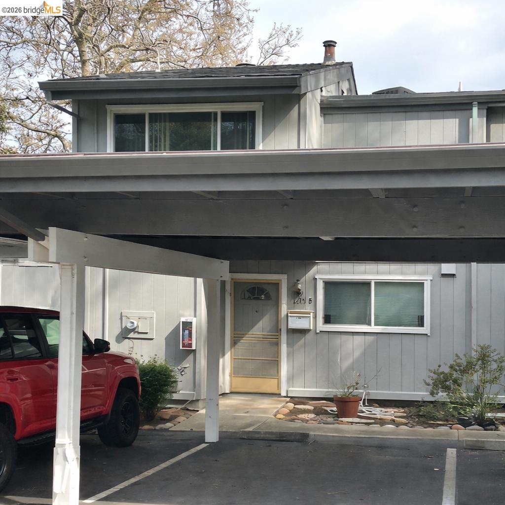 Detail Gallery Image 2 of 27 For 1175 Kenwal Rd #B,  Concord,  CA 94521 - 2 Beds | 1/1 Baths