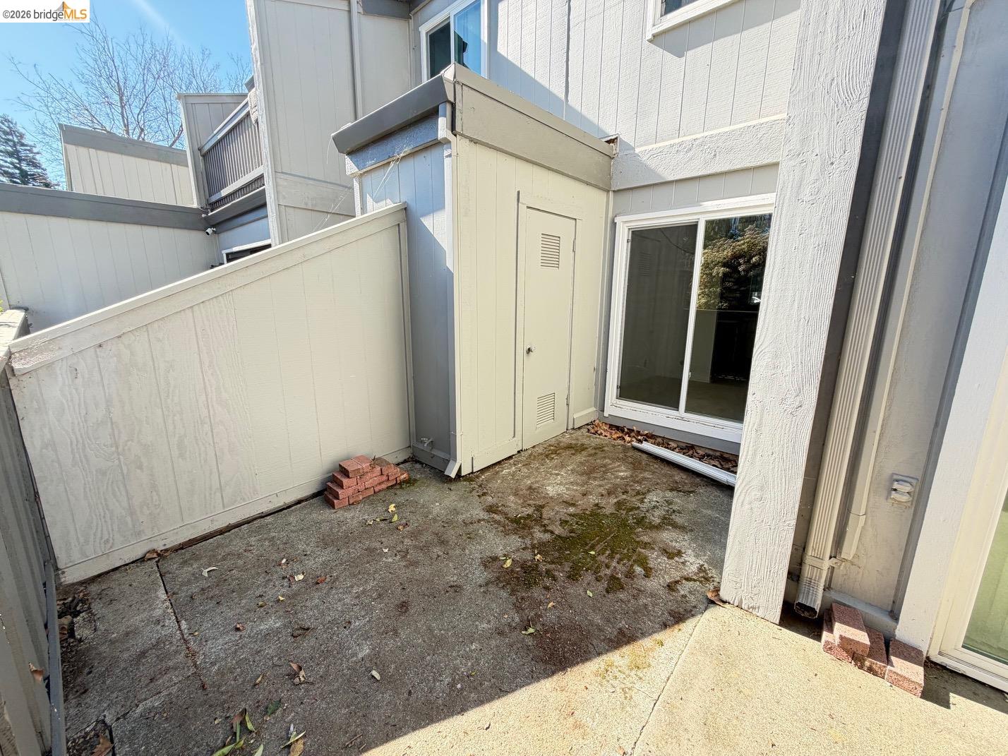 Detail Gallery Image 24 of 27 For 1175 Kenwal Rd #B,  Concord,  CA 94521 - 2 Beds | 1/1 Baths