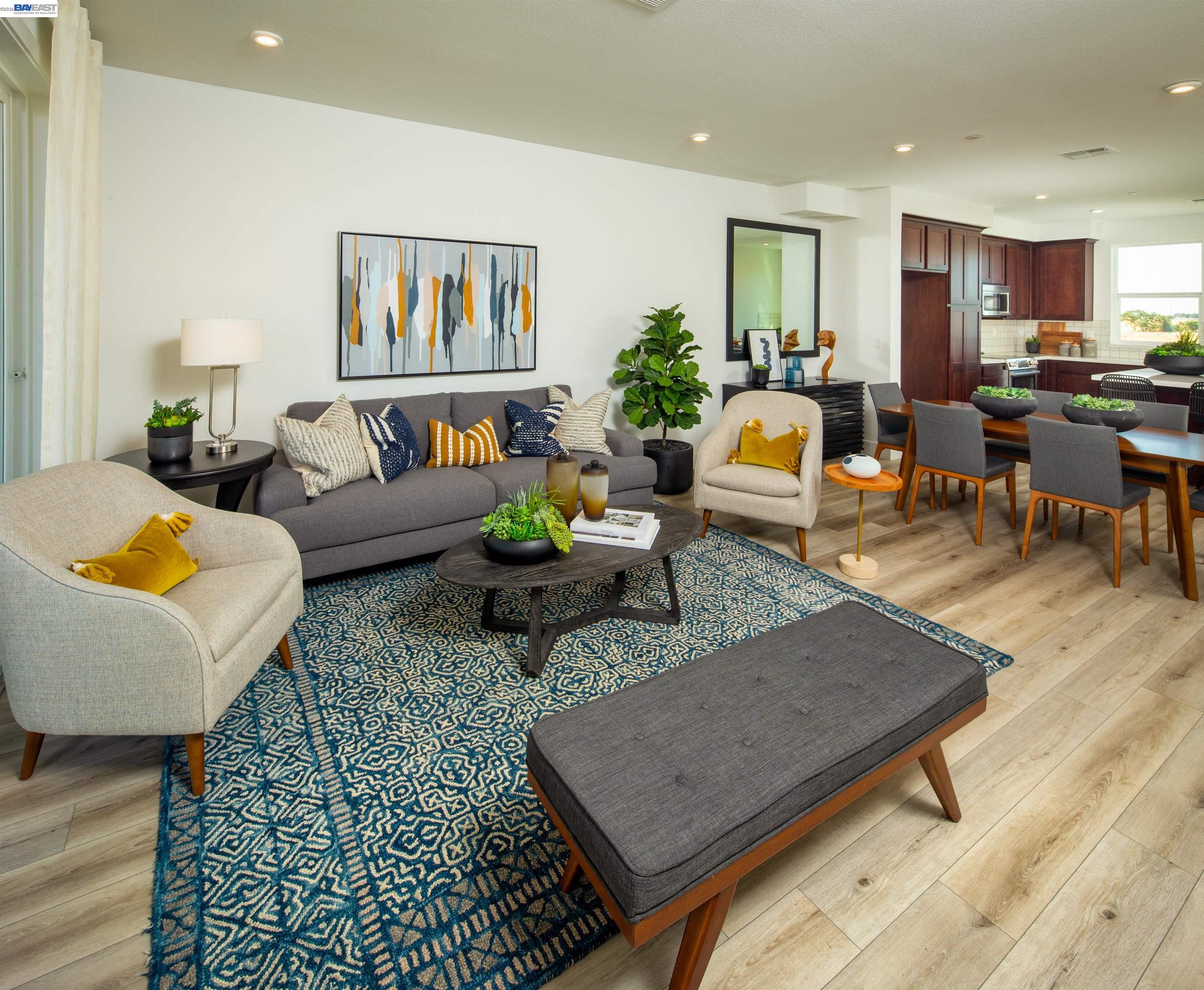 Detail Gallery Image 8 of 14 For 909 More Lane #1303,  Morgan Hill,  CA 95037 - 4 Beds | 3/1 Baths