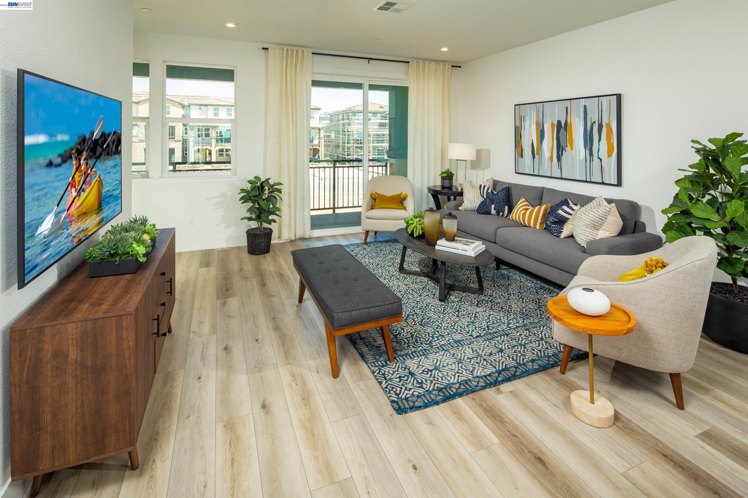 Detail Gallery Image 9 of 14 For 909 More Lane #1303,  Morgan Hill,  CA 95037 - 4 Beds | 3/1 Baths