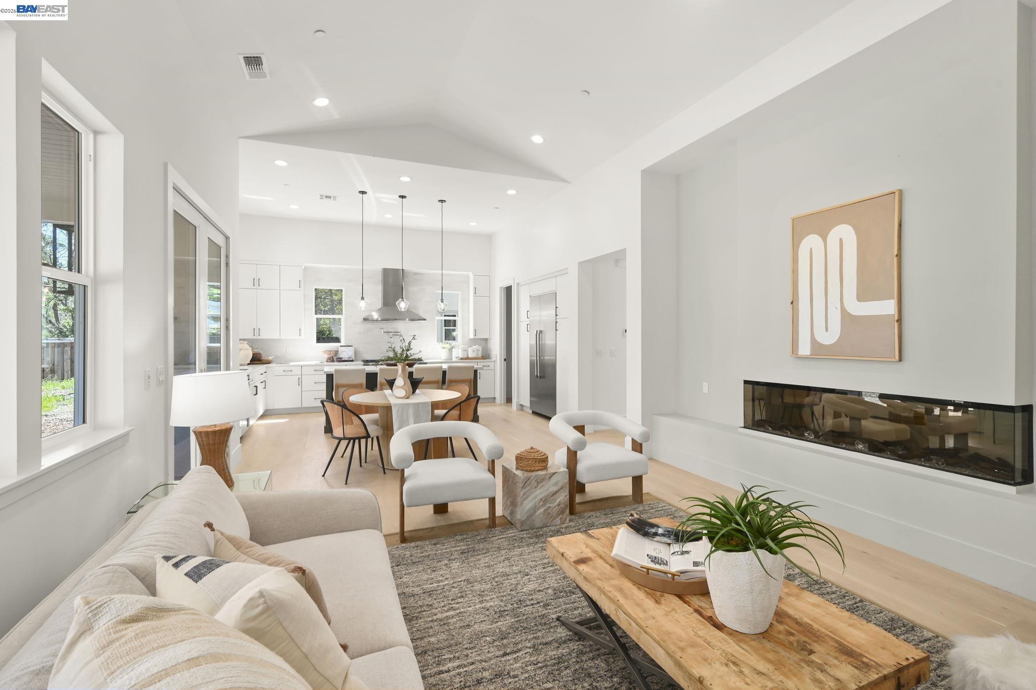 Detail Gallery Image 7 of 21 For 102 Providence Place, Pleasant Hill,  CA 94523 - 5 Beds | 3/1 Baths