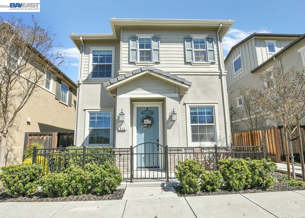 Detail Gallery Image 2 of 37 For 810 Queen Palm Ln, Brentwood,  CA 94513 - 4 Beds | 2/1 Baths