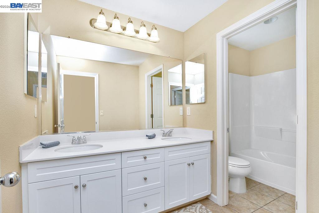 Detail Gallery Image 29 of 37 For 810 Queen Palm Ln, Brentwood,  CA 94513 - 4 Beds | 2/1 Baths