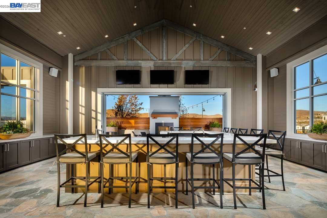 Detail Gallery Image 30 of 38 For 4026 Chalk Hill Way, Dublin,  CA 94568 - 3 Beds | 2/1 Baths