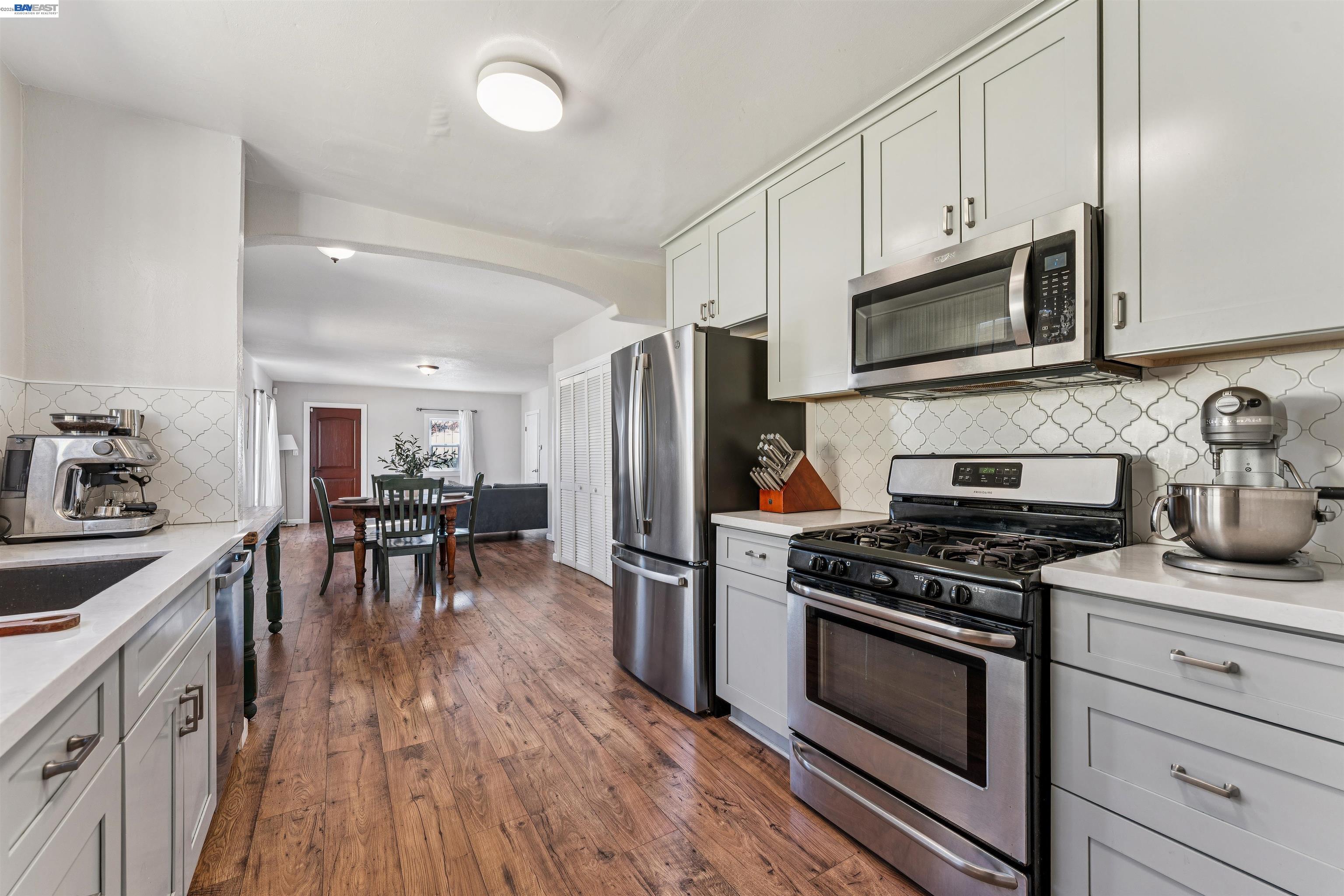 Detail Gallery Image 12 of 33 For 1262 94th Avenue, Oakland,  CA 94603 - 2 Beds | 1 Baths