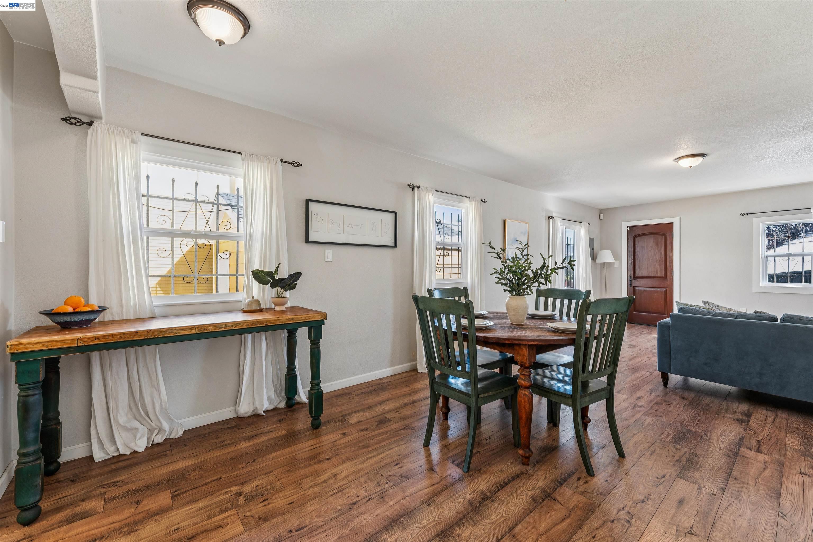 Detail Gallery Image 14 of 33 For 1262 94th Avenue, Oakland,  CA 94603 - 2 Beds | 1 Baths