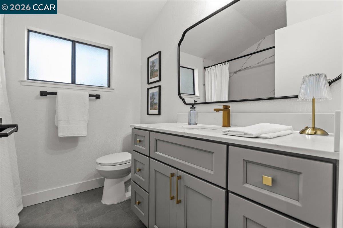 Detail Gallery Image 28 of 60 For 5129 Heavenly Ridge Ln, Richmond,  CA 94803 - 4 Beds | 3 Baths