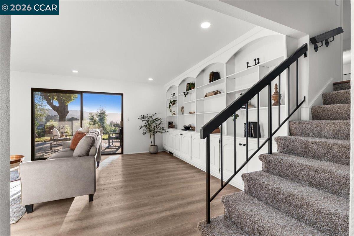 Detail Gallery Image 38 of 60 For 5129 Heavenly Ridge Ln, Richmond,  CA 94803 - 4 Beds | 3 Baths