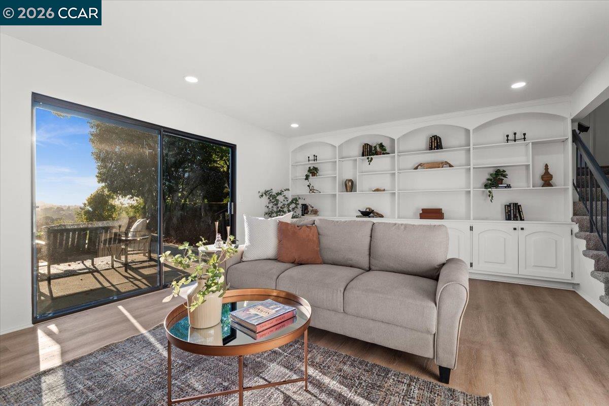 Detail Gallery Image 39 of 60 For 5129 Heavenly Ridge Ln, Richmond,  CA 94803 - 4 Beds | 3 Baths