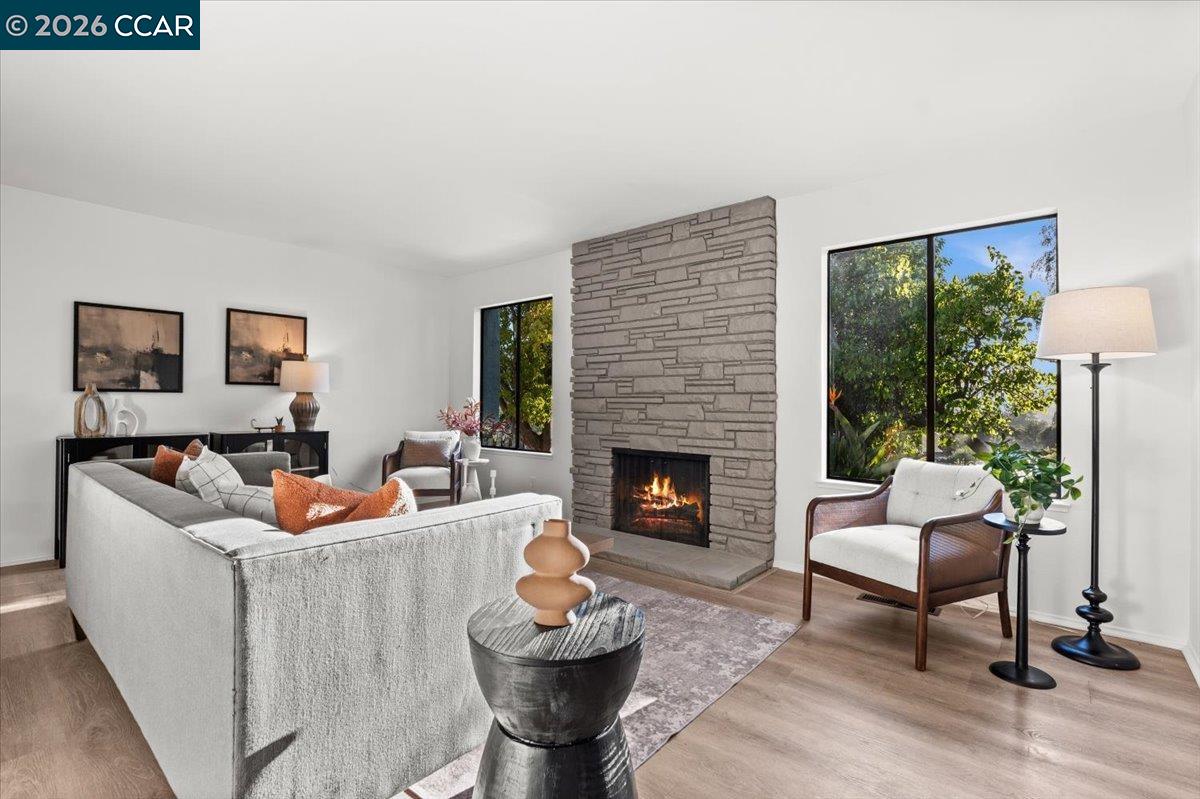 Detail Gallery Image 6 of 60 For 5129 Heavenly Ridge Ln, Richmond,  CA 94803 - 4 Beds | 3 Baths