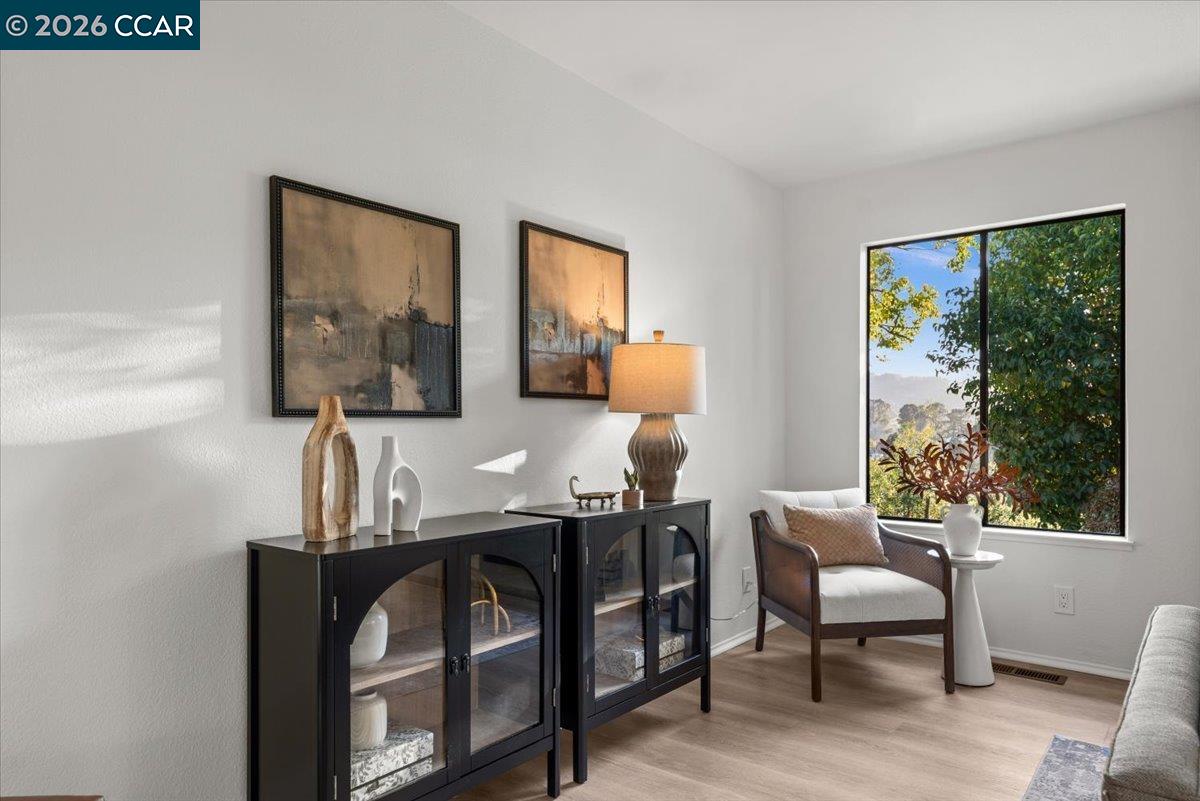 Detail Gallery Image 7 of 60 For 5129 Heavenly Ridge Ln, Richmond,  CA 94803 - 4 Beds | 3 Baths