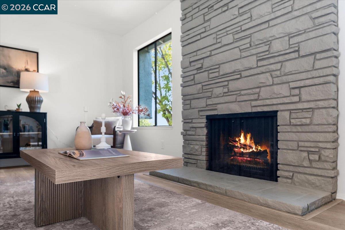 Detail Gallery Image 9 of 60 For 5129 Heavenly Ridge Ln, Richmond,  CA 94803 - 4 Beds | 3 Baths