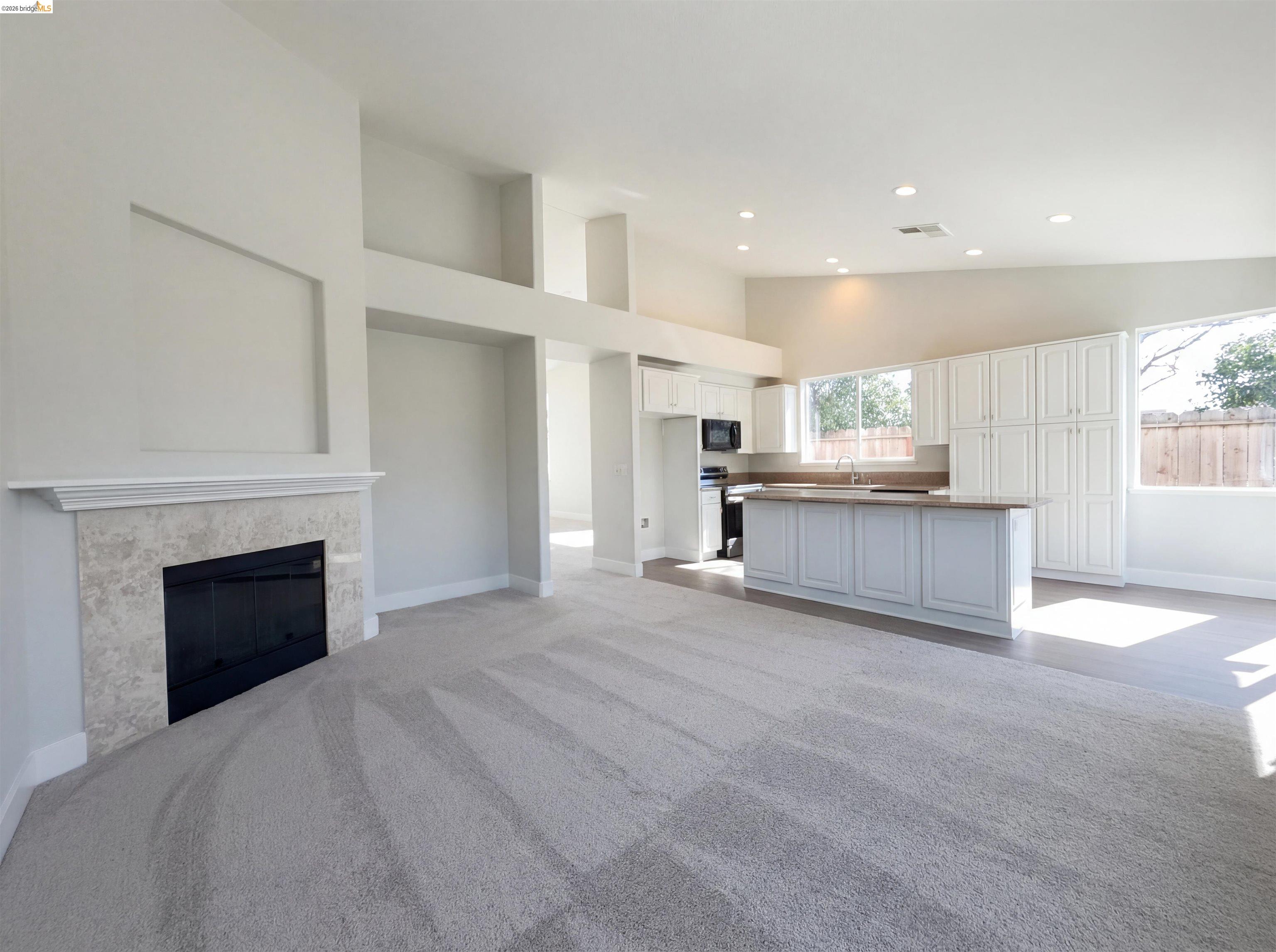 Detail Gallery Image 14 of 36 For 300 Perkins Ct, Suisun City,  CA 94585 - 4 Beds | 2 Baths