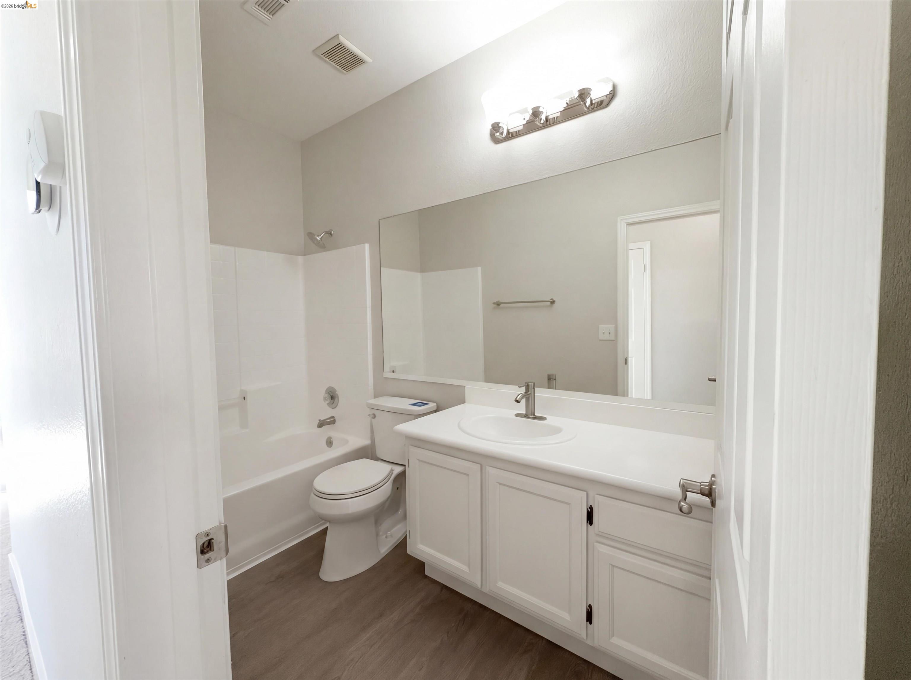 Detail Gallery Image 21 of 36 For 300 Perkins Ct, Suisun City,  CA 94585 - 4 Beds | 2 Baths