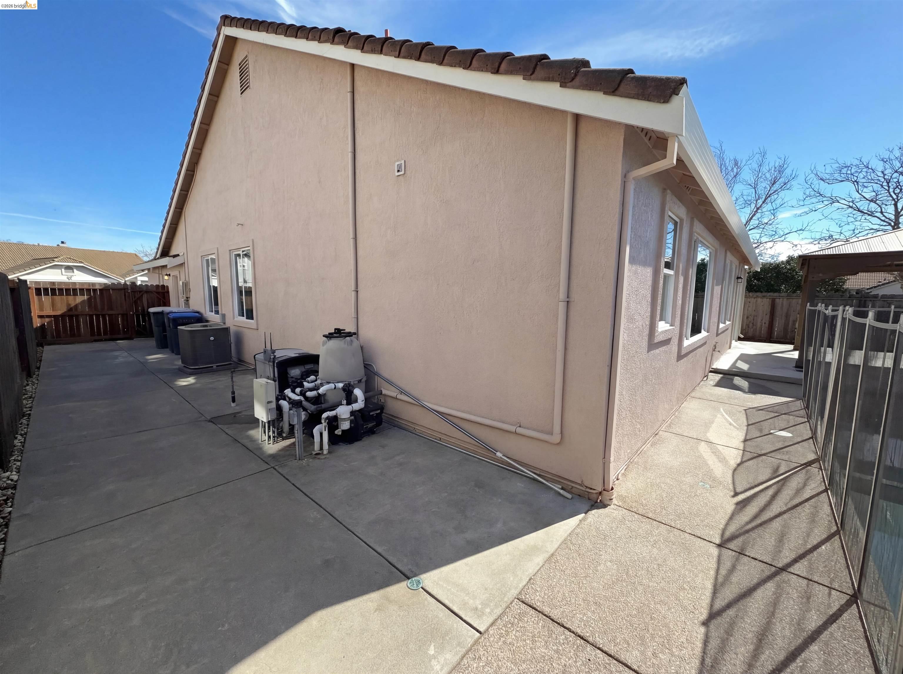 Detail Gallery Image 35 of 36 For 300 Perkins Ct, Suisun City,  CA 94585 - 4 Beds | 2 Baths