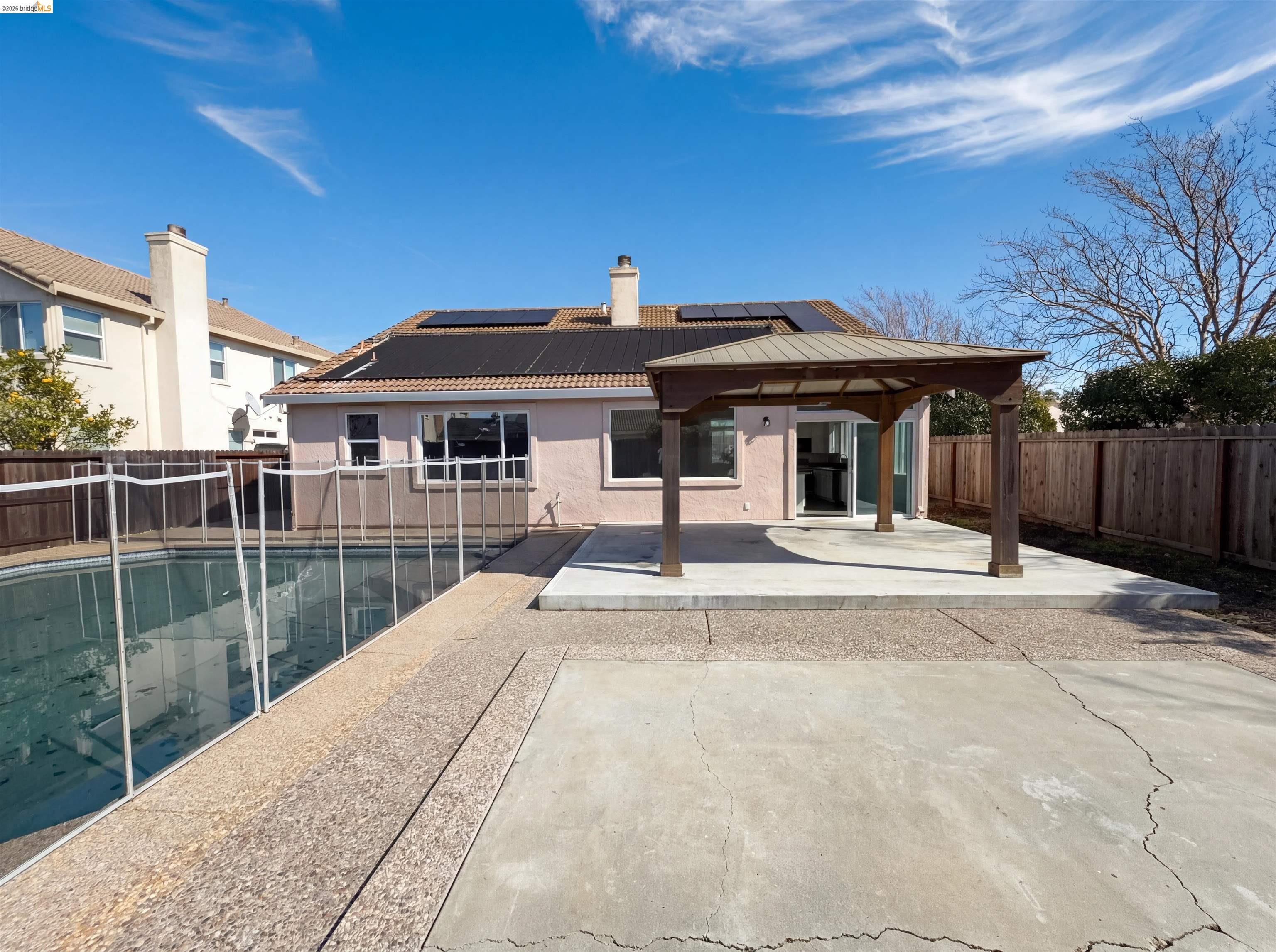 Detail Gallery Image 5 of 36 For 300 Perkins Ct, Suisun City,  CA 94585 - 4 Beds | 2 Baths