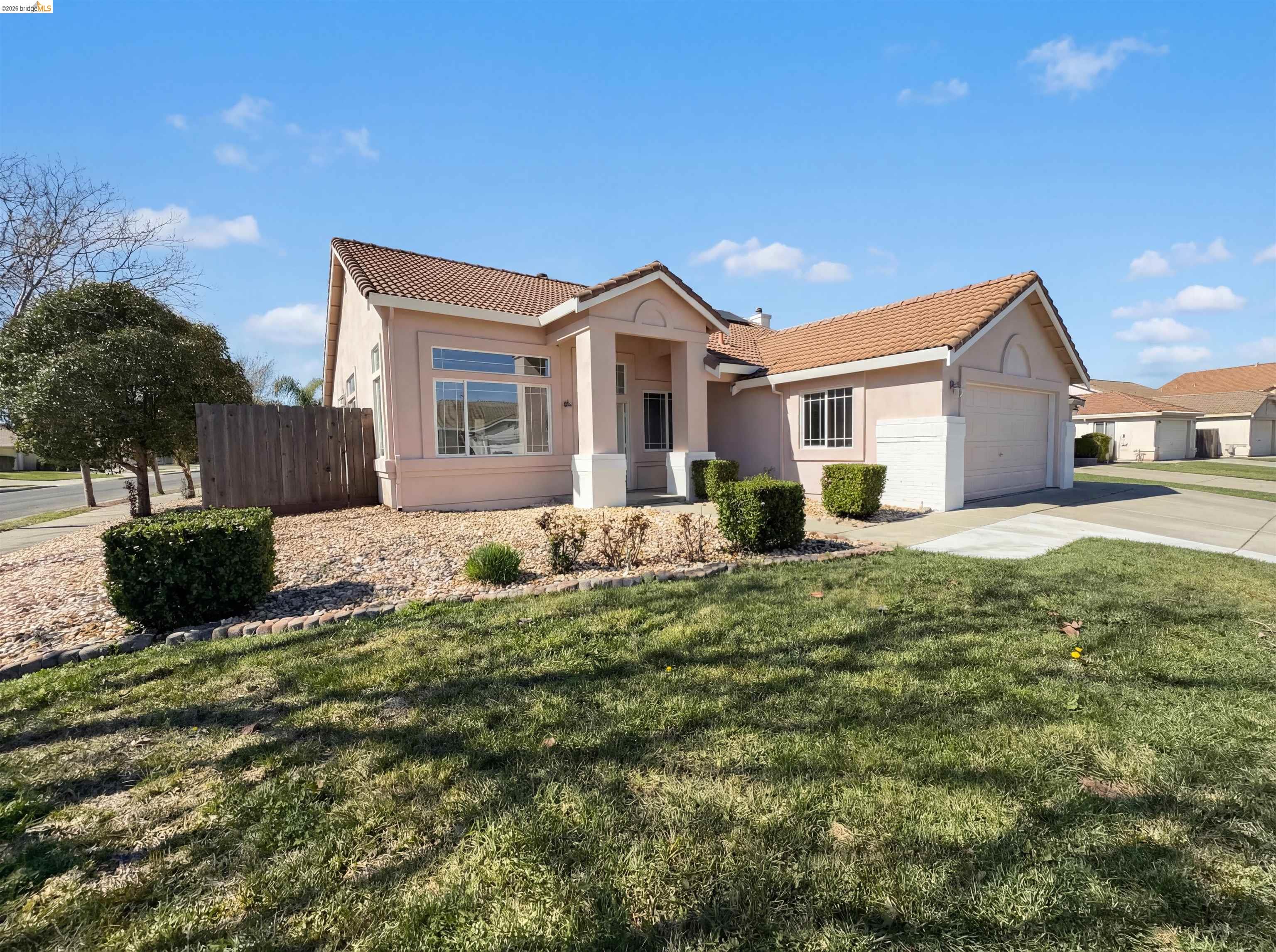 Detail Gallery Image 8 of 36 For 300 Perkins Ct, Suisun City,  CA 94585 - 4 Beds | 2 Baths