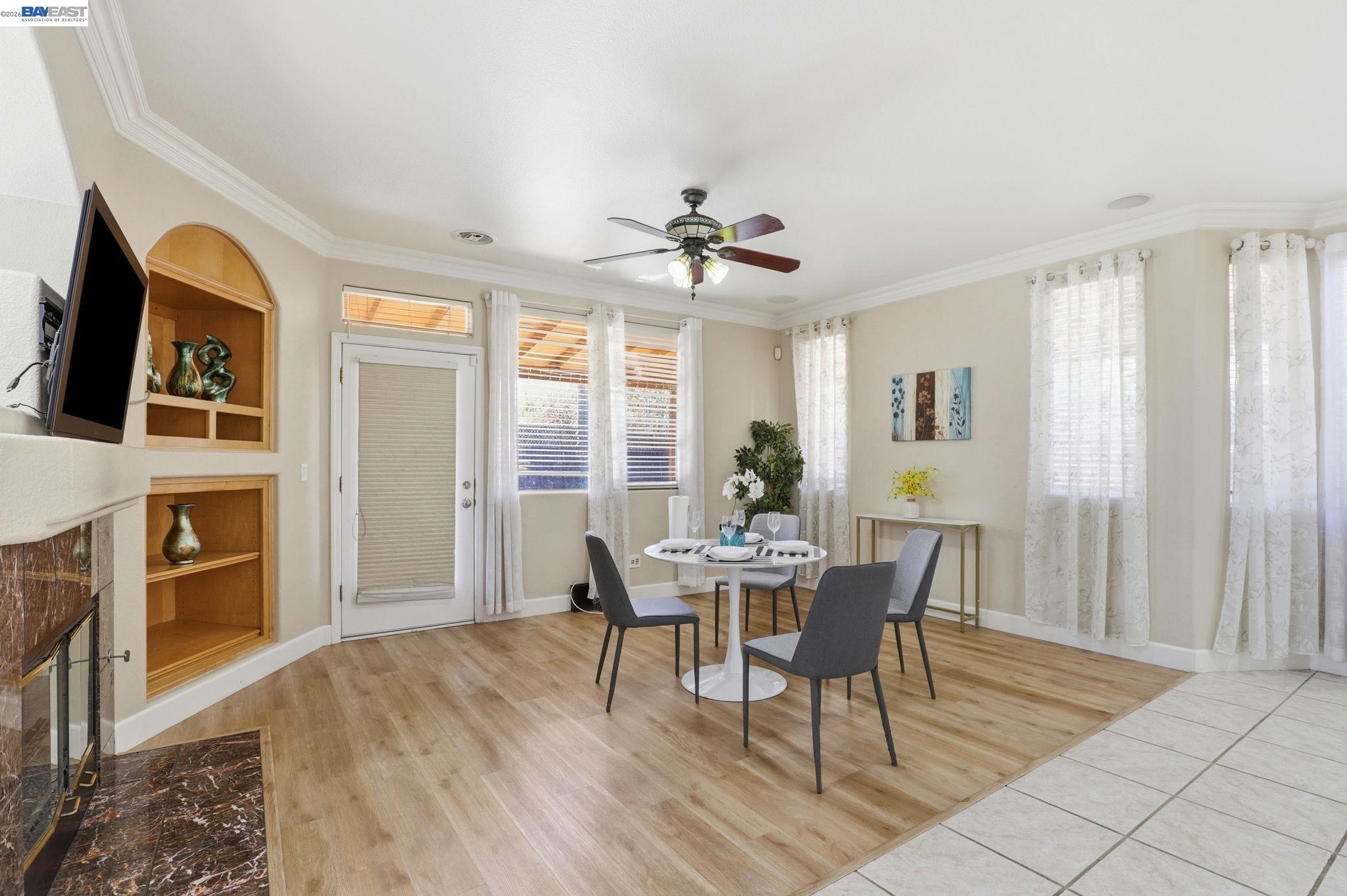 Detail Gallery Image 10 of 51 For 9740 Linnet Ct, Gilroy,  CA 95020 - 4 Beds | 3 Baths