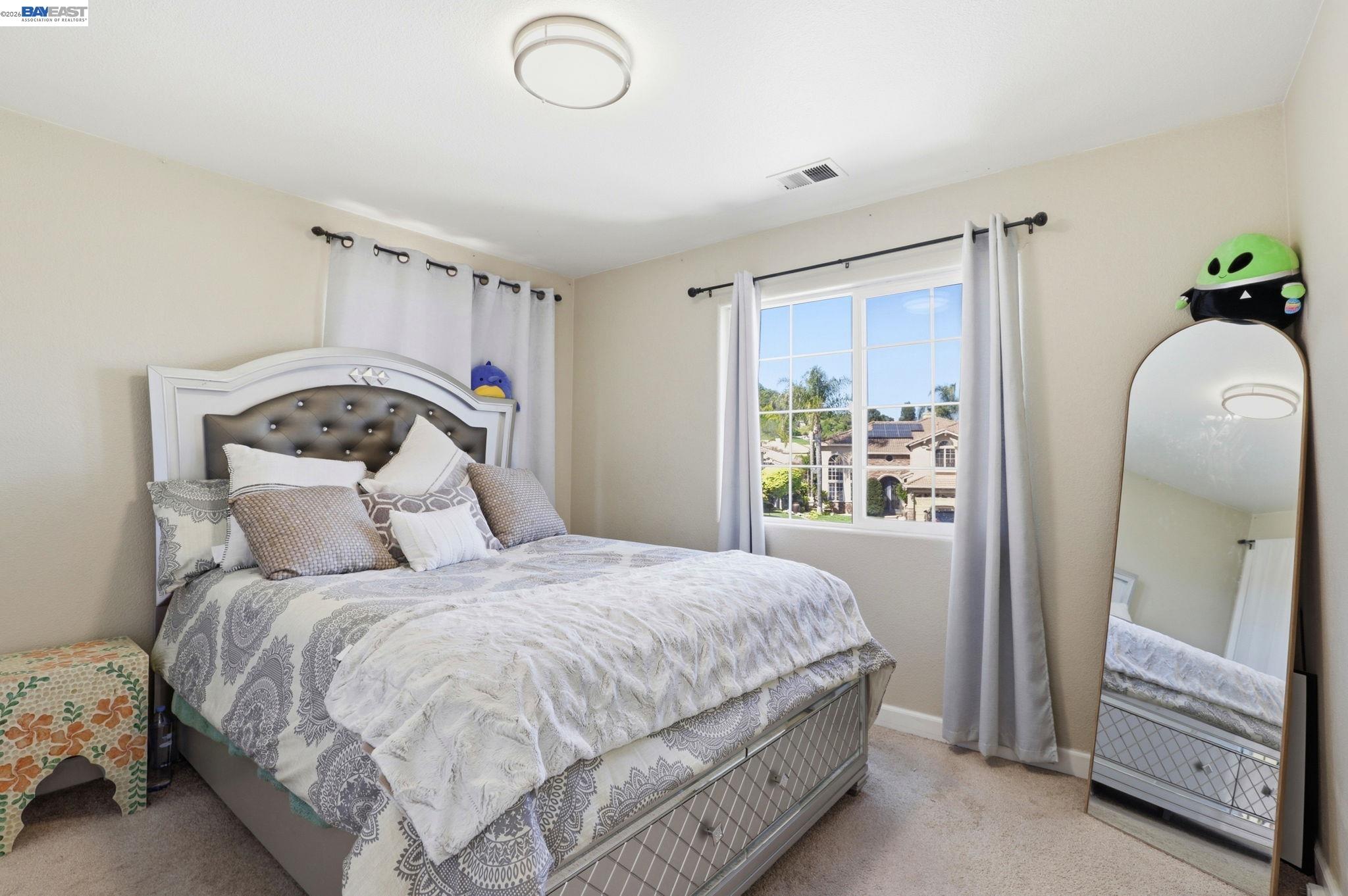 Detail Gallery Image 15 of 51 For 9740 Linnet Ct, Gilroy,  CA 95020 - 4 Beds | 3 Baths