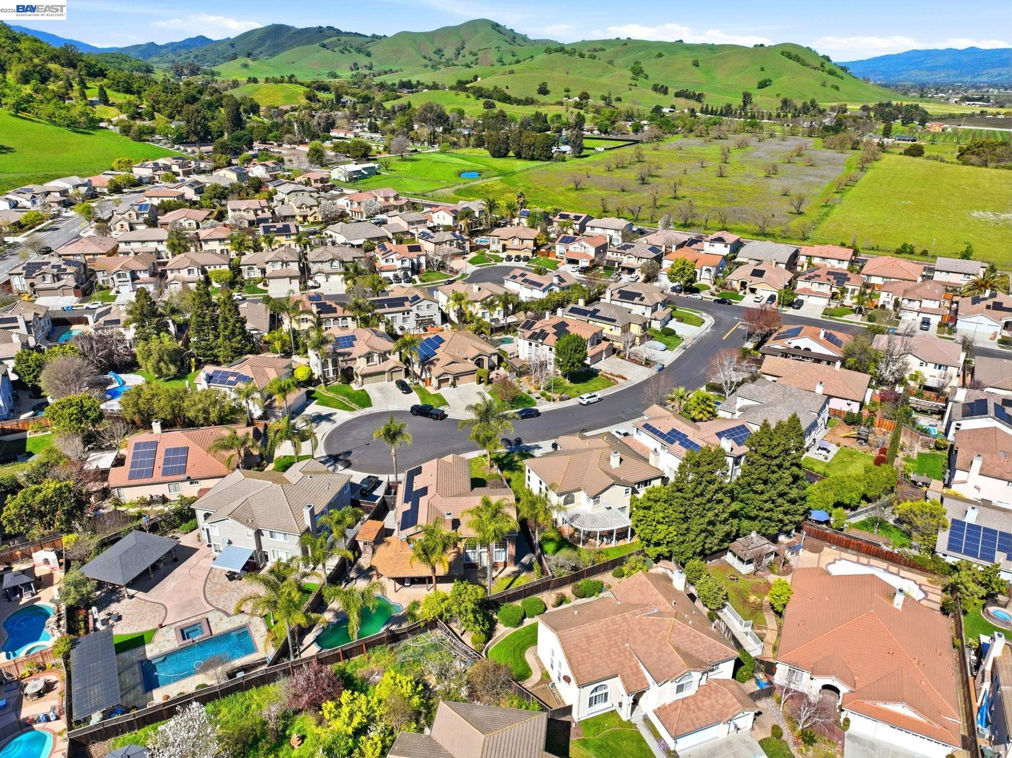 Detail Gallery Image 39 of 51 For 9740 Linnet Ct, Gilroy,  CA 95020 - 4 Beds | 3 Baths