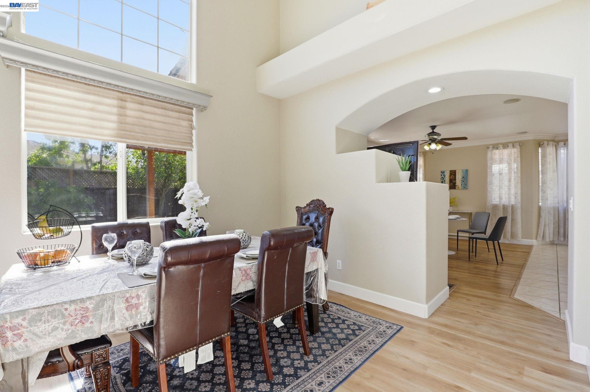 Detail Gallery Image 9 of 51 For 9740 Linnet Ct, Gilroy,  CA 95020 - 4 Beds | 3 Baths