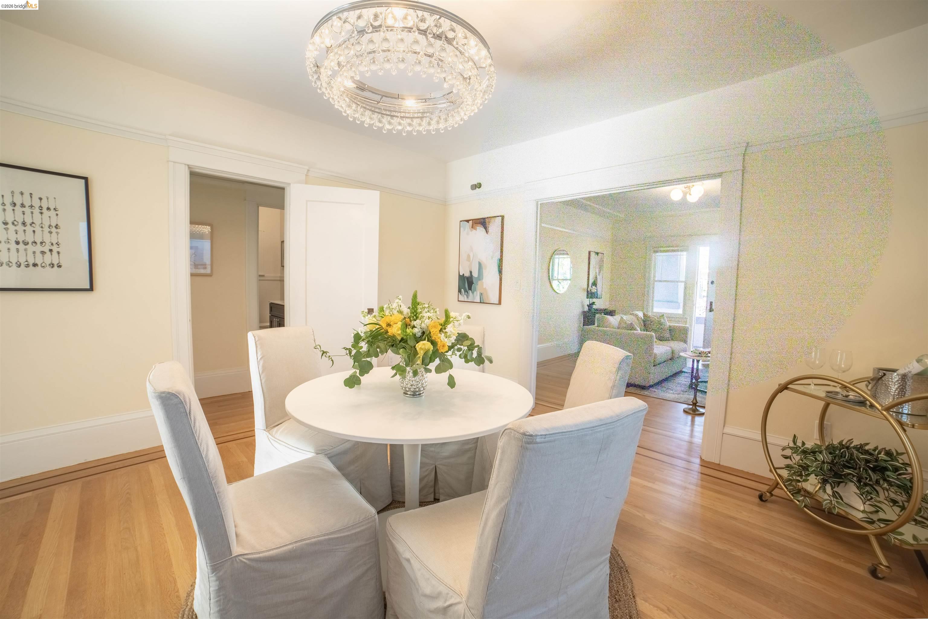 Detail Gallery Image 10 of 41 For 5264 Locksley Ave, Oakland,  CA 94618 - 2 Beds | 1 Baths