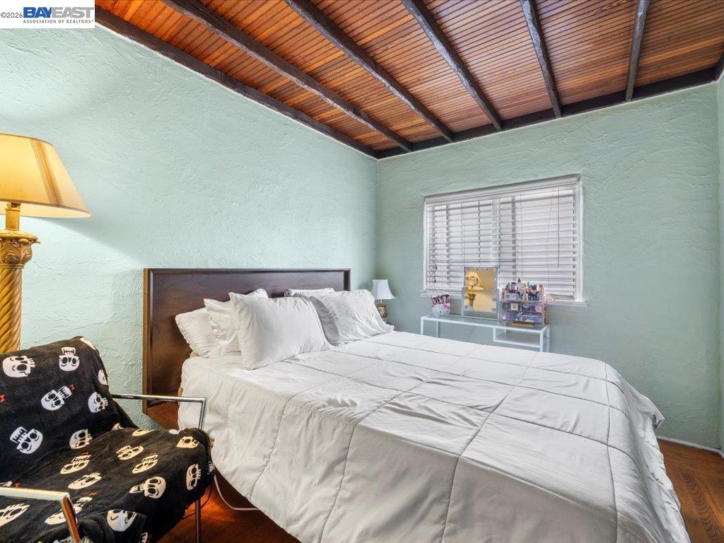 Detail Gallery Image 11 of 23 For 2550 Pleasant St, Oakland,  CA 94602 - – Beds | – Baths