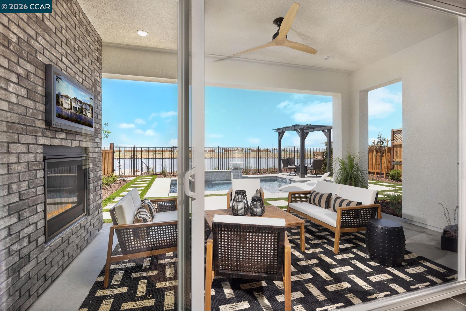 Detail Gallery Image 6 of 9 For 17417 Bushwick Lane, Lathrop,  CA 95330 - 4 Beds | 3 Baths