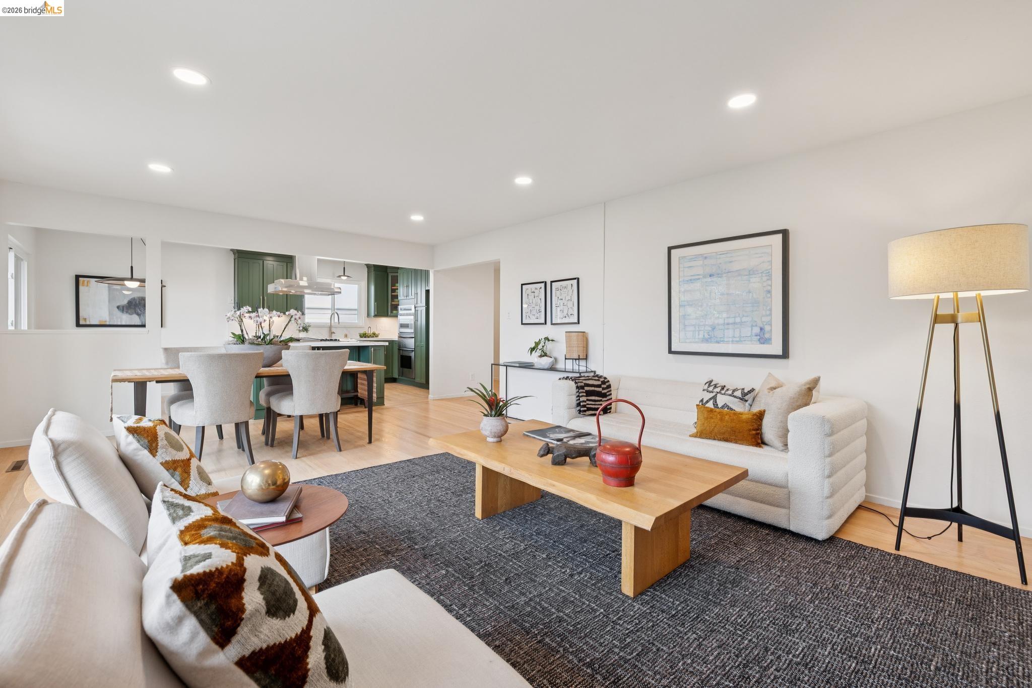 Detail Gallery Image 12 of 59 For 4133 Norton Ave, Oakland,  CA 94602 - 5 Beds | 3 Baths